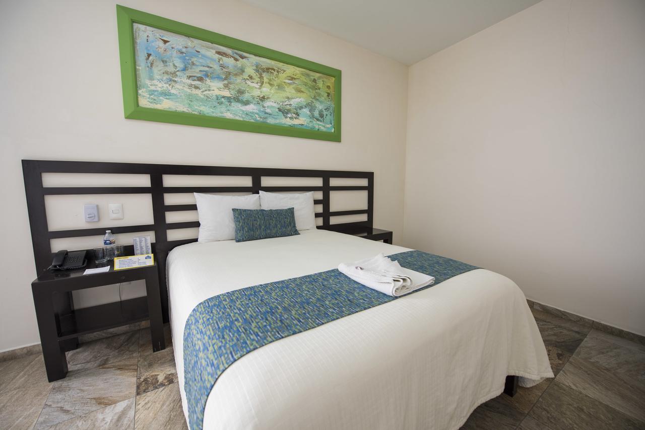 Hotel Andiroba Palace Tuxtla Gutiérrez エクステリア 写真